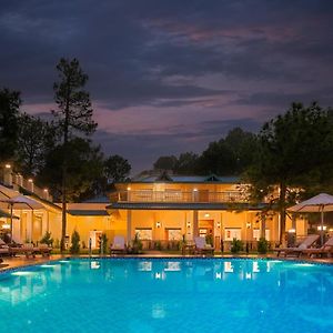 Cassia Resort, Kasauli